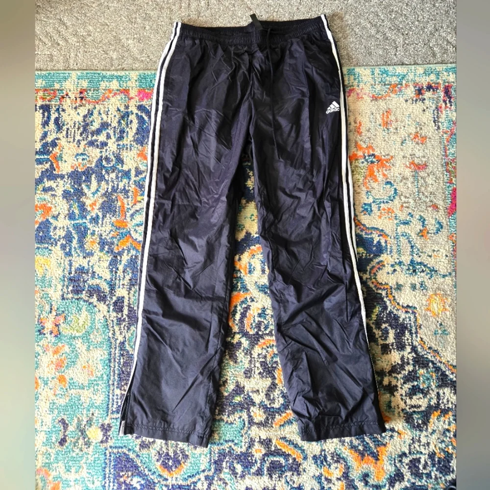 Adidas wind pants - Picture 1 of 2